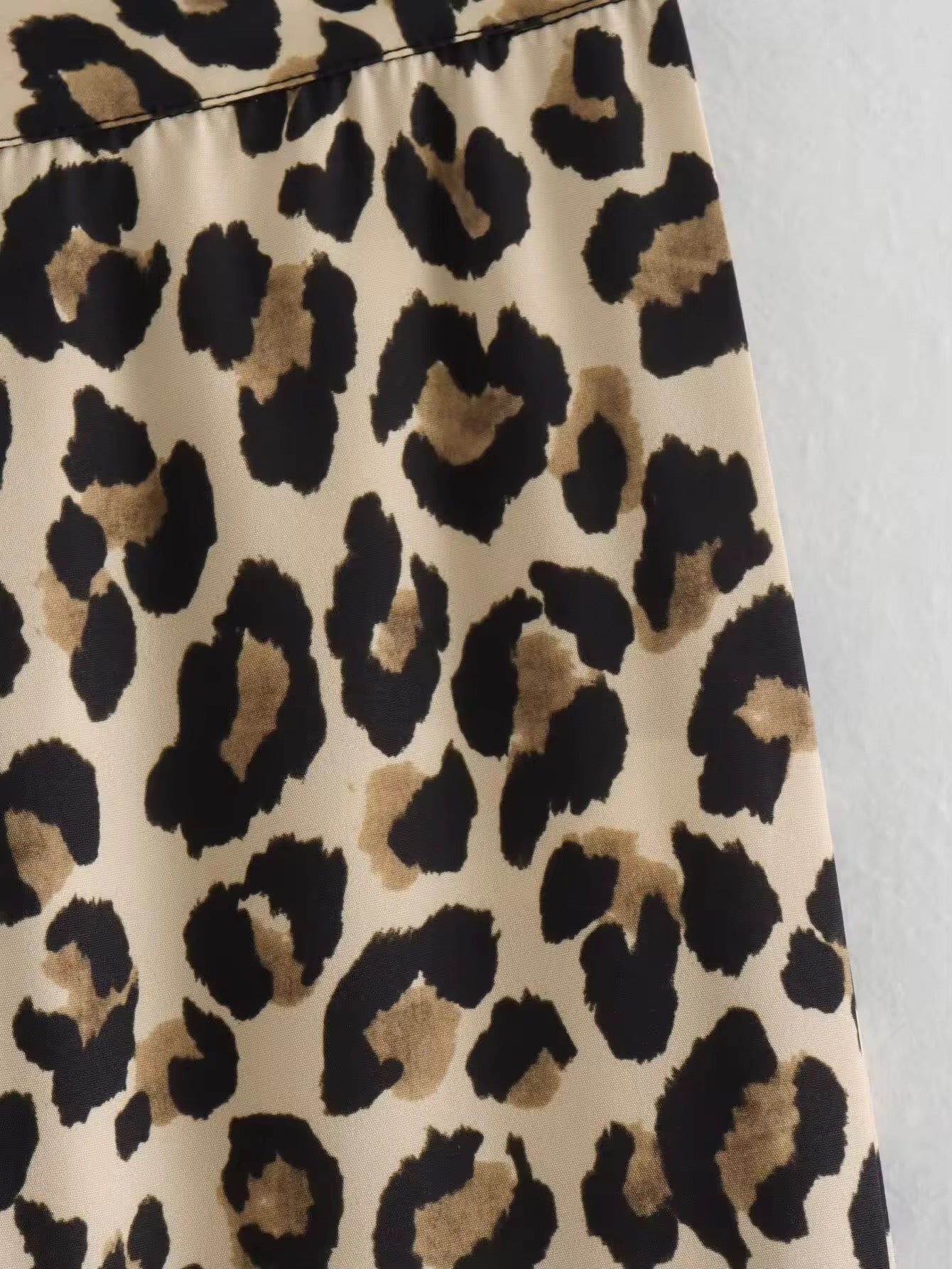 LEOPARD PRINT WIDE-LEG PANTS