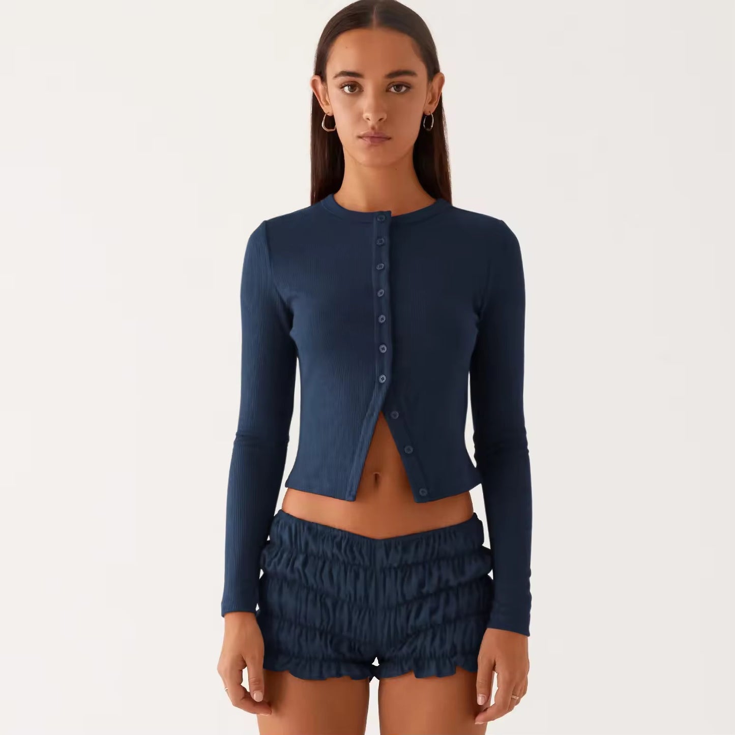 LONG SLEEVE THIN BUTTON SWEATER
